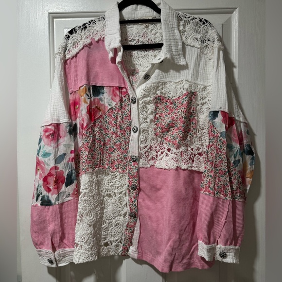 POL Tops - New POL Floral Patchwork Lace Button-Up Top